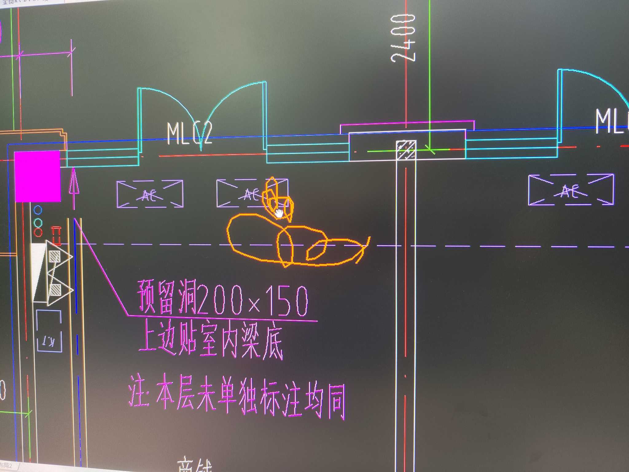  看到的紫色线条和方框代表什么含义？
