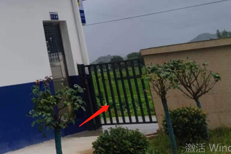  识别这种类型的门，它属于哪一类？
